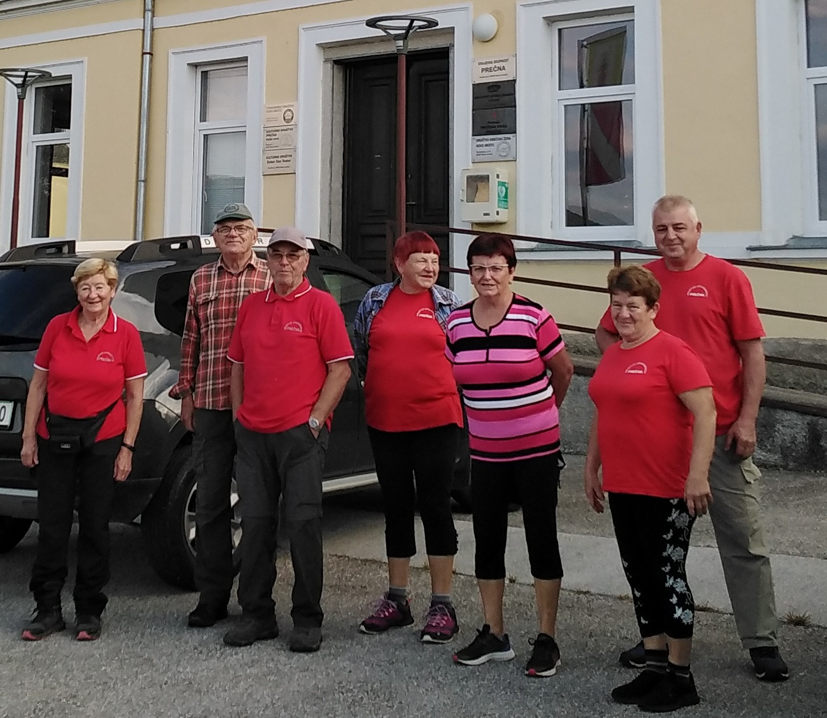 Pohod Spoznavajmo Dolenjsko in Belo krajino v organizaciji DU Semič. 