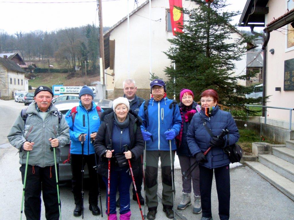 Pohod Spoznavajmo Dolenjsko in Belo krajino v organizaciji DU Črnomelj