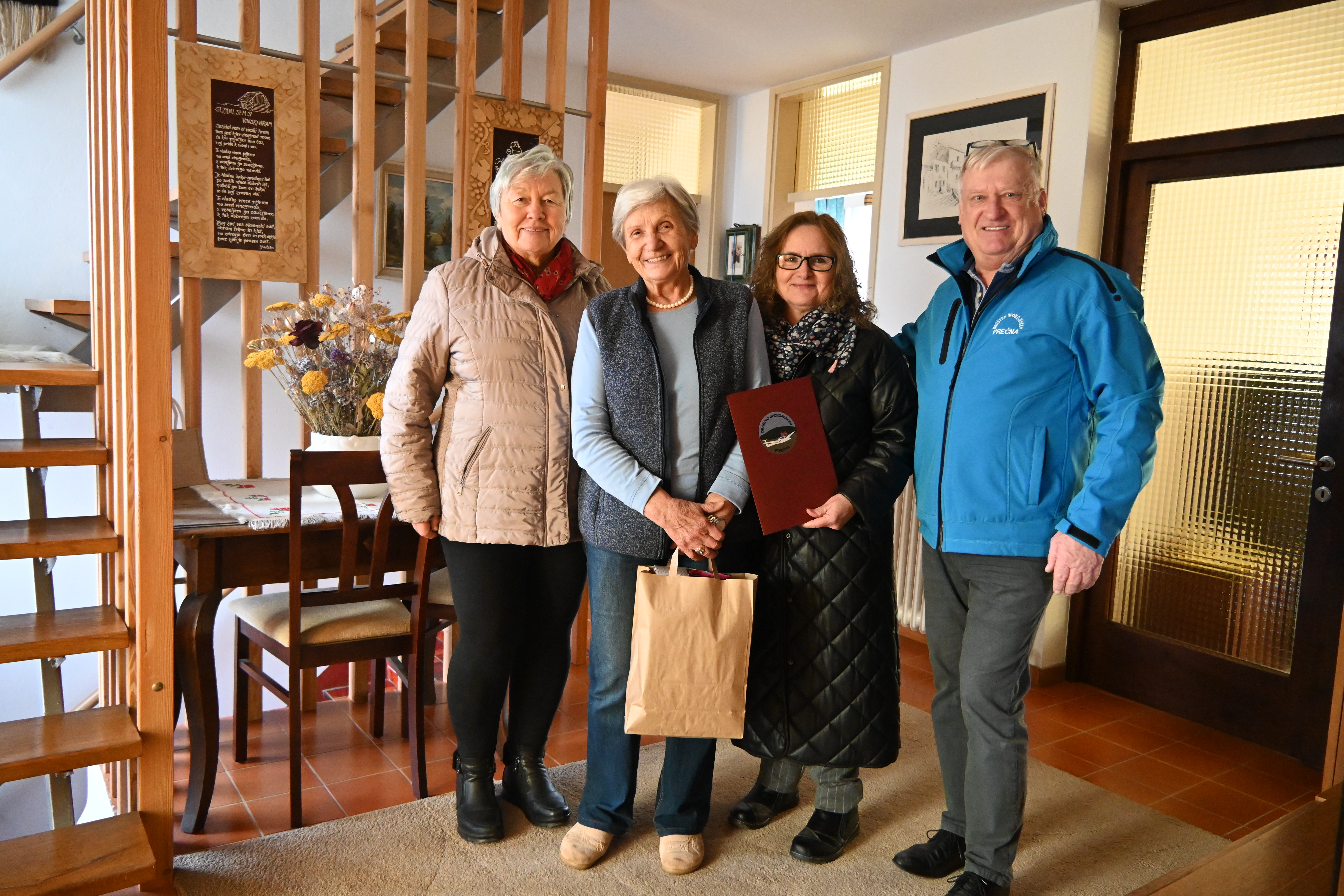 Nina Hren praznovala 80. rojstni dan