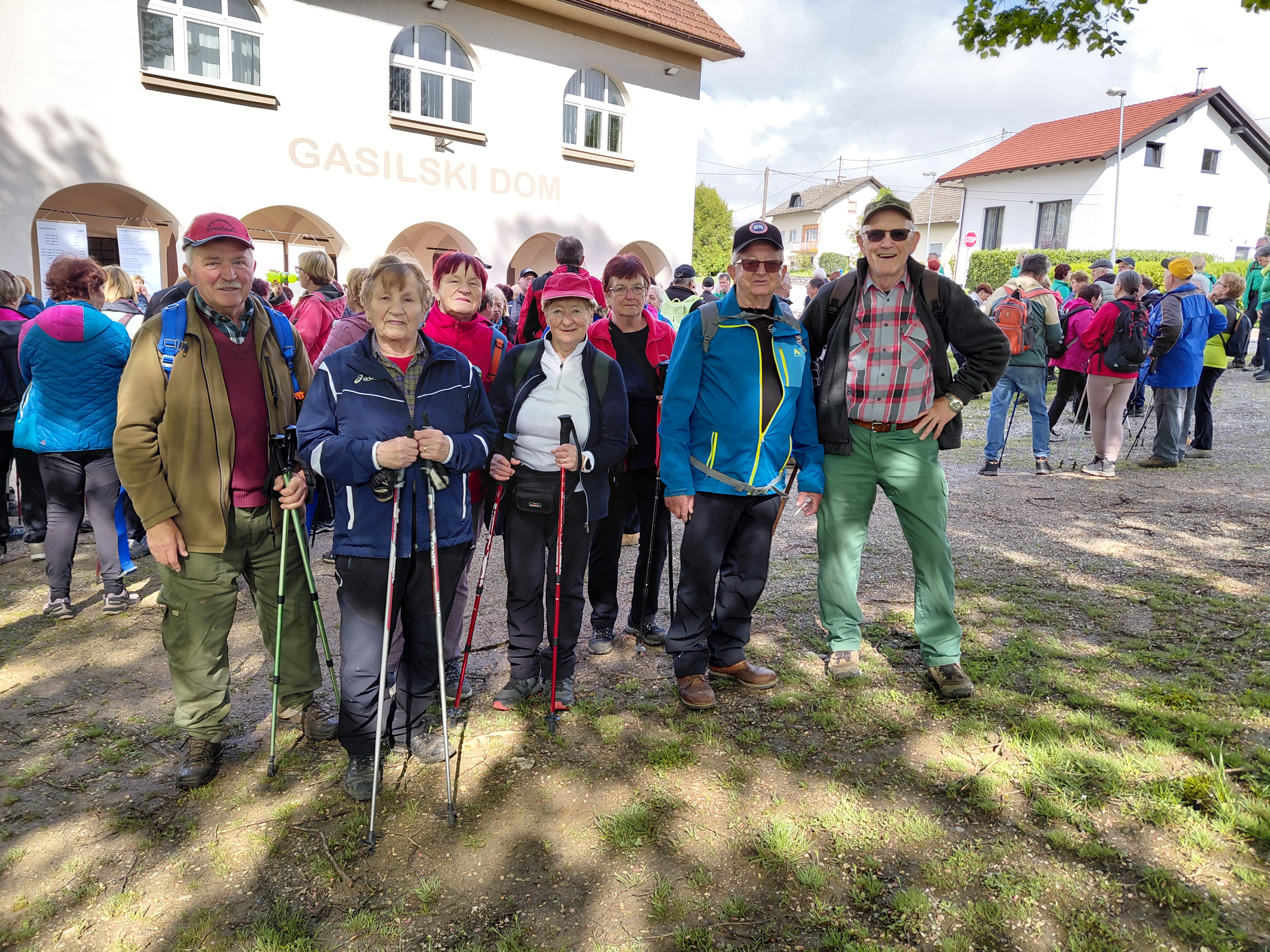 Pohod Spoznavajmo Dolenjsko in Belo krajino v organizaciji  DU Metlika.