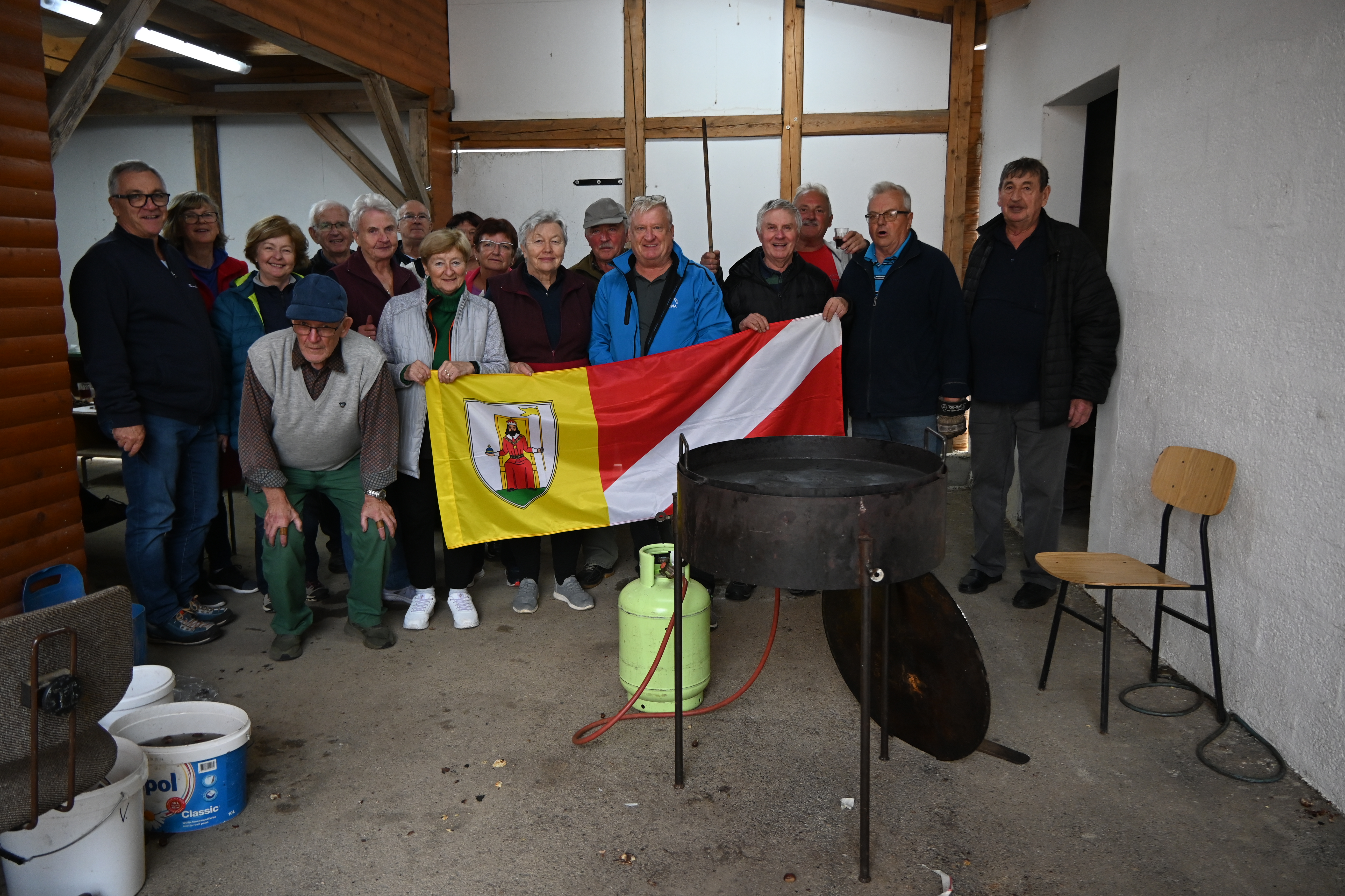 Vabilo na družabno srečanje – kostanjev piknik